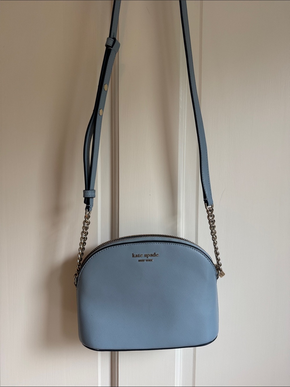 kate spade light blue crossbody with silver-tone chain